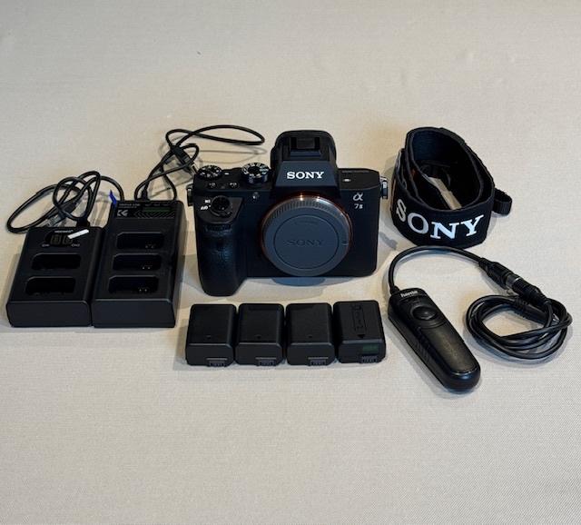 Sony A7 II + accessoires, TV, Hi-fi & Vidéo, Appareils photo numériques, Sans zoom optique, Enlèvement ou Envoi, Compact, Comme neuf