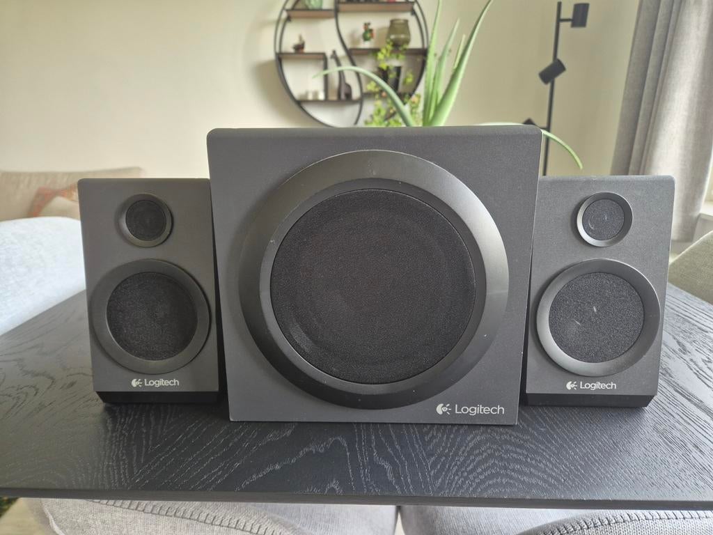 Kit d'enceintes Logitech Z333, Informatique & Logiciels, Enlèvement, Utilisé, Canal audio 2.1, Logitech