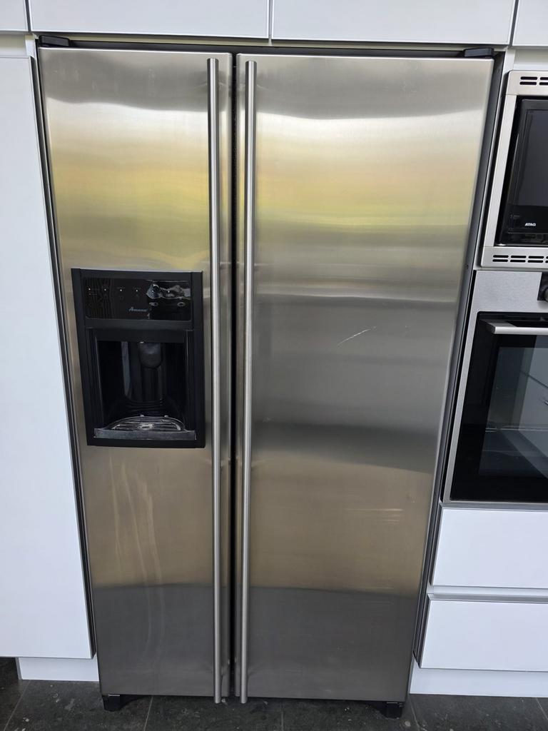 Amerikaanse side-by-side koel en vries kast, Elektronische apparatuur, Koelkasten en IJskasten, Ophalen, Gebruikt, 200 liter of meer