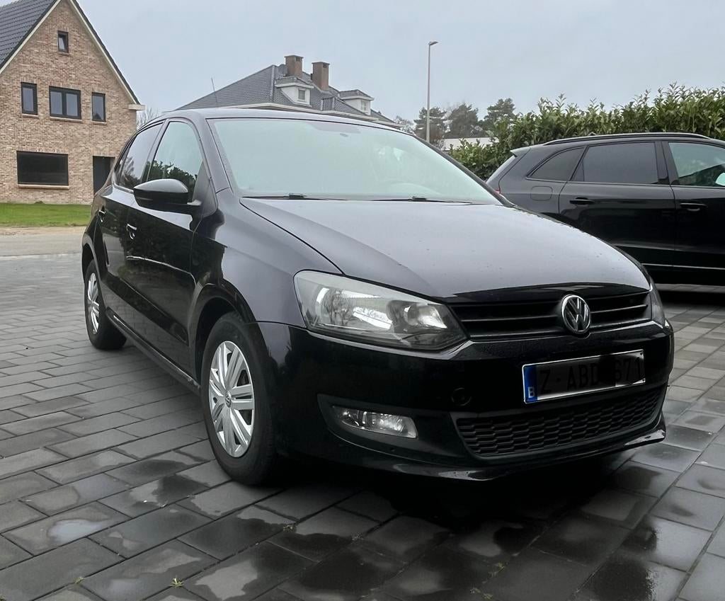 Volkswagen Polo 6R 1.2 essence 2010 APPROUVÉE, Autos, Euro 5, Achat, Boîte manuelle, Noir