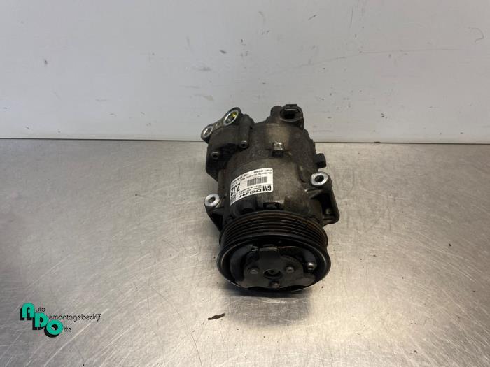 Aircopomp van een Opel Meriva (Meriva B 10-), Gebruikt, -, -, Opel