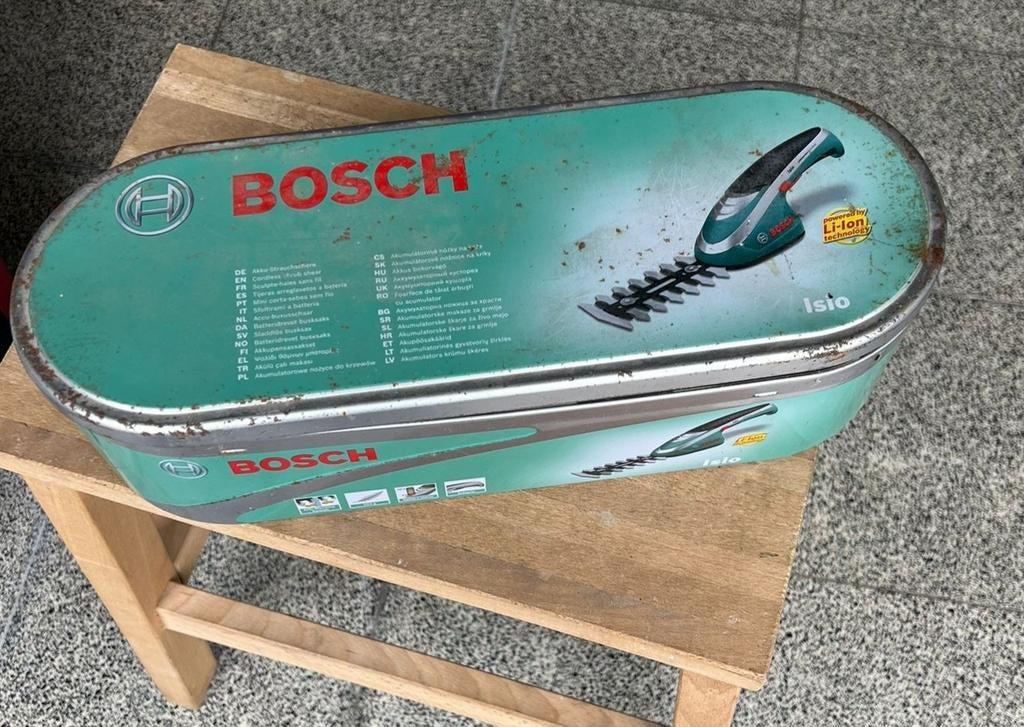 Accu Buxus-schaar, Ophalen