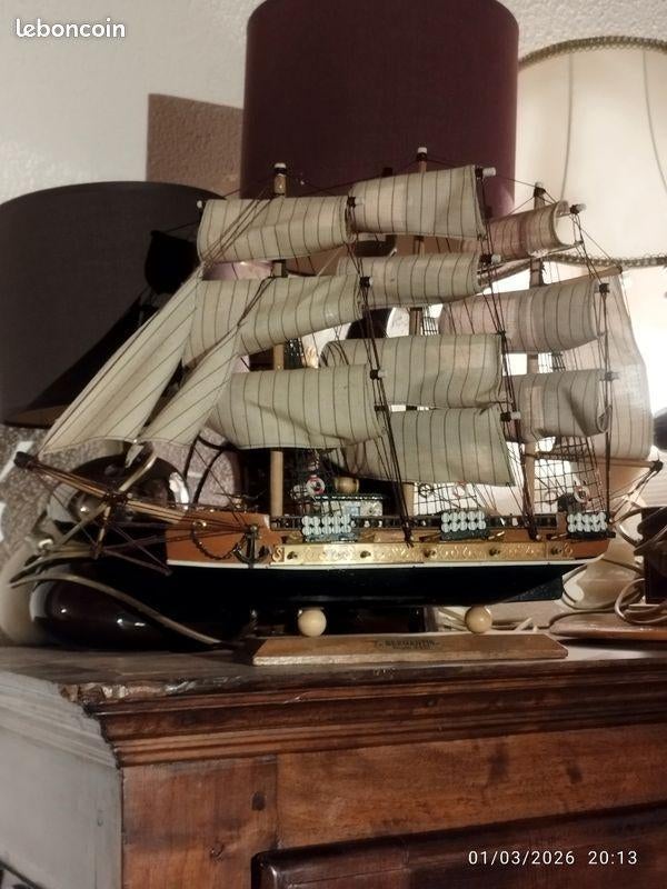 Maquette de bateau Bergantin Siglo XVIII 1970 : 250 €, Enlèvement