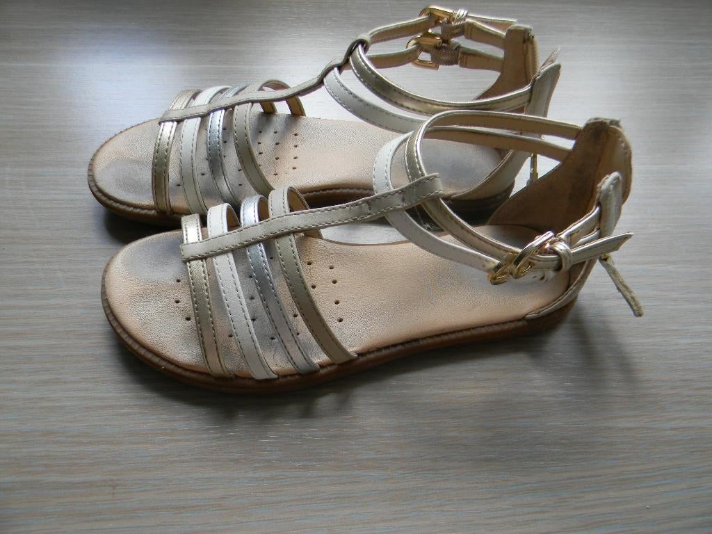Geox sandalen maat 33, Kinderen en Baby's, Ophalen, Meisje, Schoenen, Zo goed als nieuw
