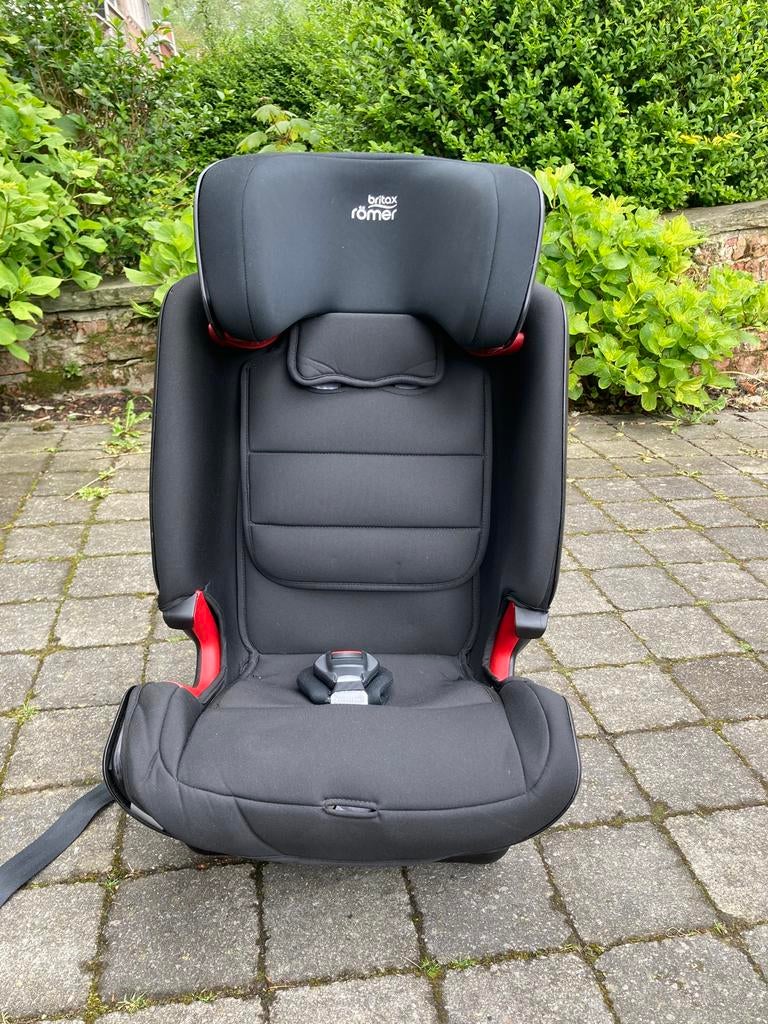 Siège auto Britax Römer advansafix IV R, Enfants & Bébés, Enlèvement, Utilisé, 9 à 36 kg, Ceinture de sécurité ou Isofix