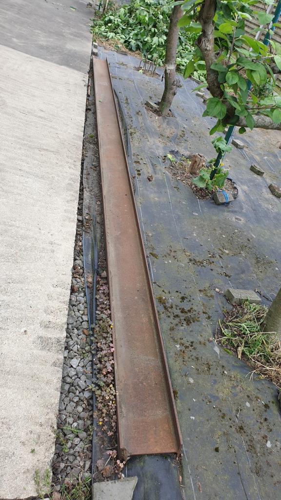 Ijzeren metalen balk, Ophalen