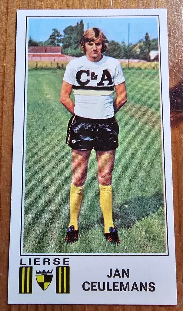 Panini Football 76 nr 219 Jan Ceulemans Lierse 1ste sticker!, Ophalen of Verzenden, Zo goed als nieuw, Sticker