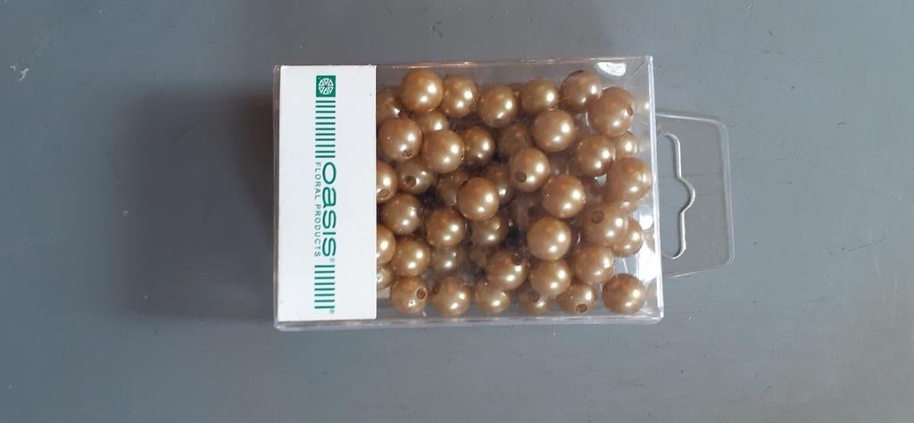 90 perles beige plastique 10mm, Hobby & Loisirs créatifs, Enlèvement ou Envoi, Neuf