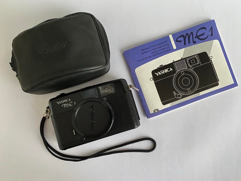 Yashica ME1 incl. handleiding en hoes, Ophalen of Verzenden, Zo goed als nieuw