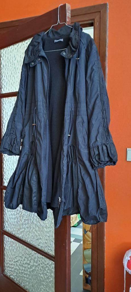 Manteau Cassis collection, Taille 42/44 (L), Cassis, Enlèvement, Porté