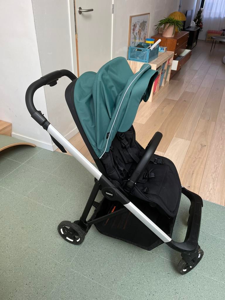 Thule shine, Kinderen en Baby's, Buggy's, Ophalen, Zo goed als nieuw, Verstelbare rugleuning