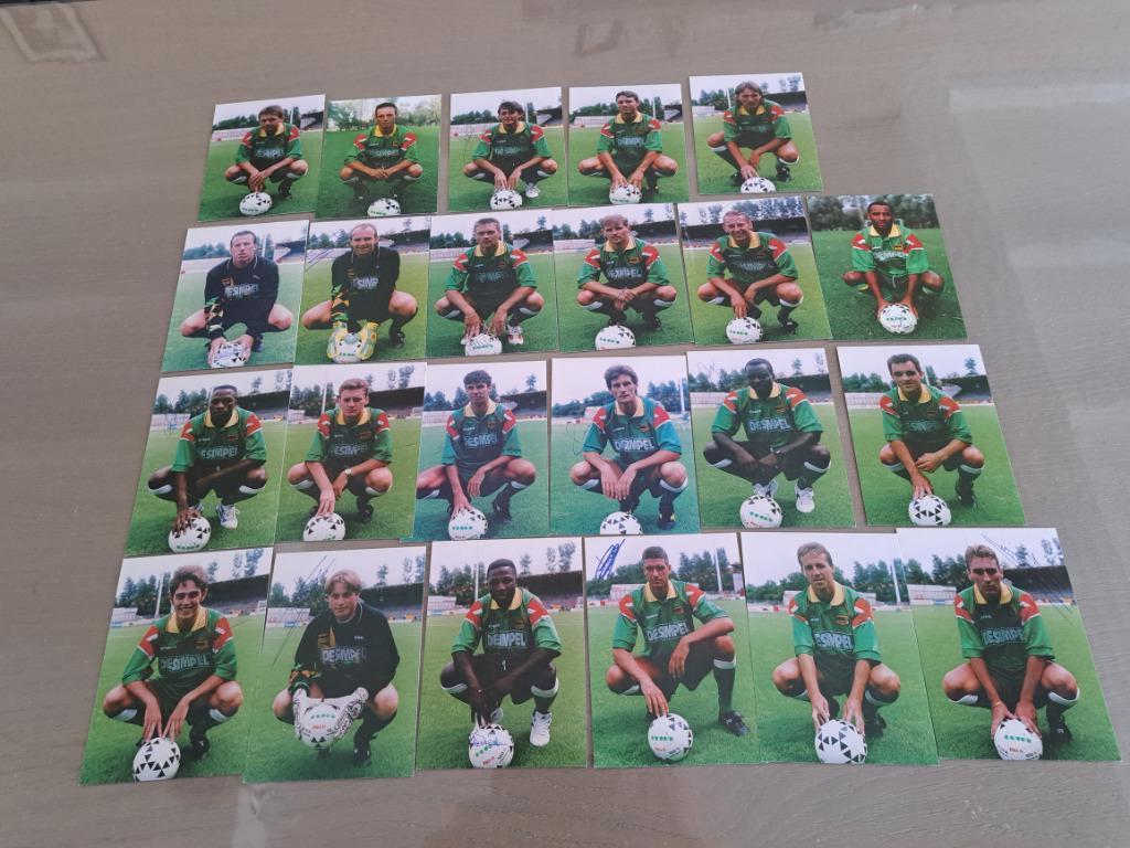 KV Oostende 94-95 23 fotokaarten met Handtekening, Verzenden, Zo goed als nieuw, Spelerskaart