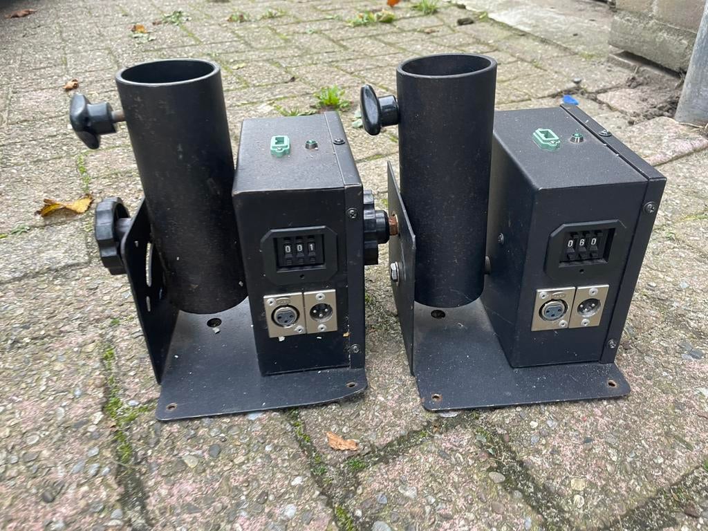 Confettikanon op DMX Confetti Kanon Confetti Shooter Shooter, Enlèvement ou Envoi, Comme neuf, Autres types, Couleur