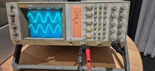 Fluke dubbelstraal oscilloscoop, Doe-het-zelf en Bouw, Meetapparatuur, Ophalen, Gebruikt, Overige meters