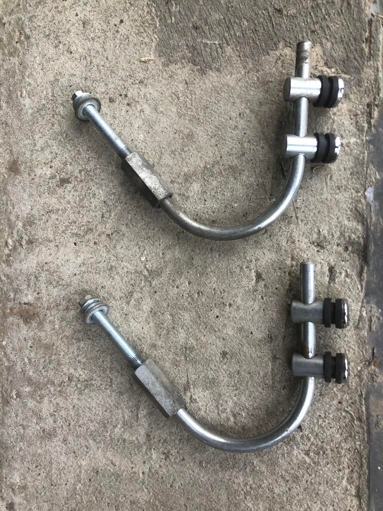 Vespa. Attaches pare brise, Vélos & Vélomoteurs, Enlèvement