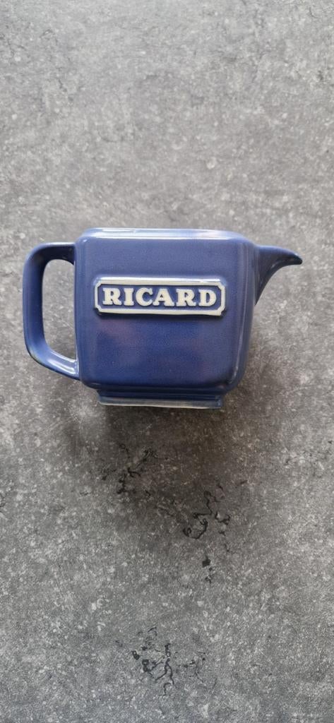 Ricard, Collections, Enlèvement