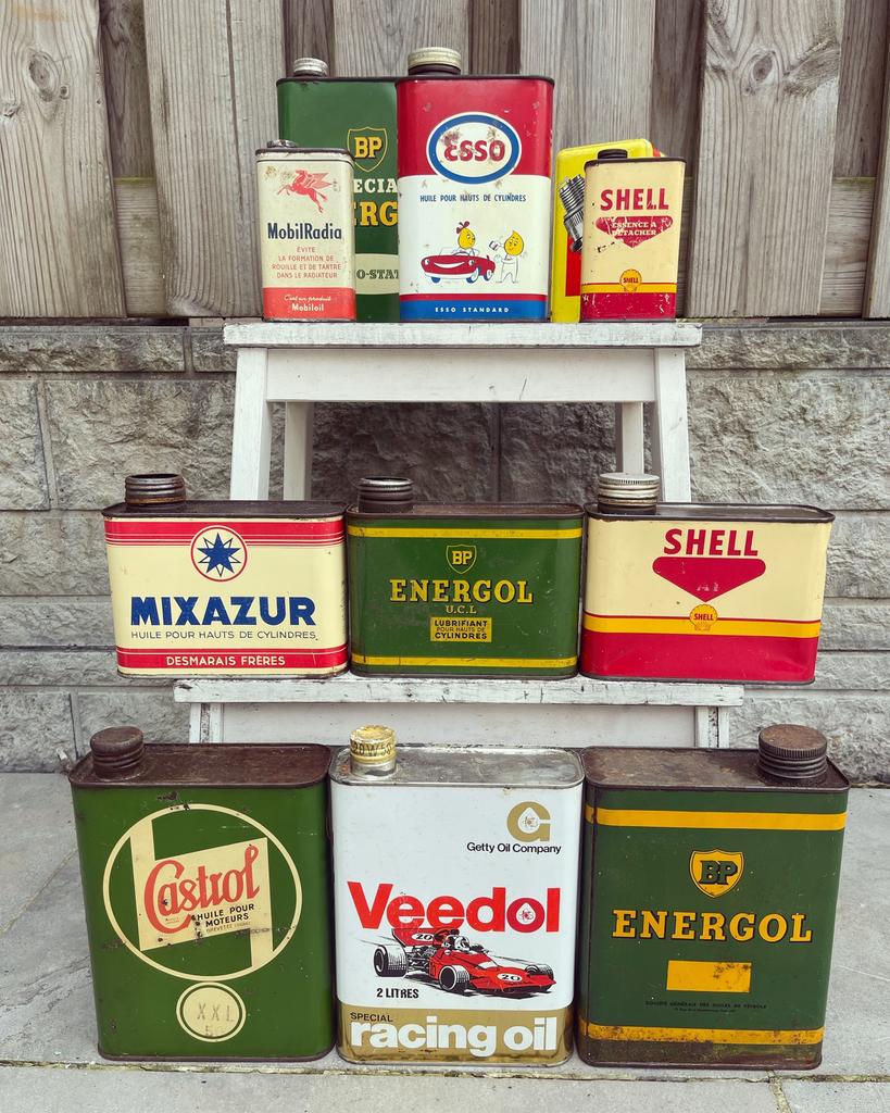 Divers vieux bidons d'huile de garage à vendre, Collections, Enlèvement ou Envoi, Utilisé, Autre, Autres marques