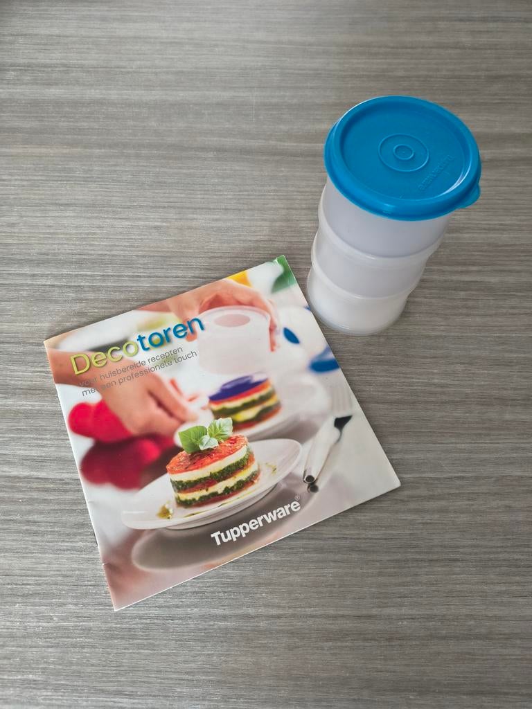 Tupperware deco toren + receptenboekje, Huis en Inrichting, Keuken | Tupperware, Zo goed als nieuw, Overige typen, Blauw, Ophalen of Verzenden