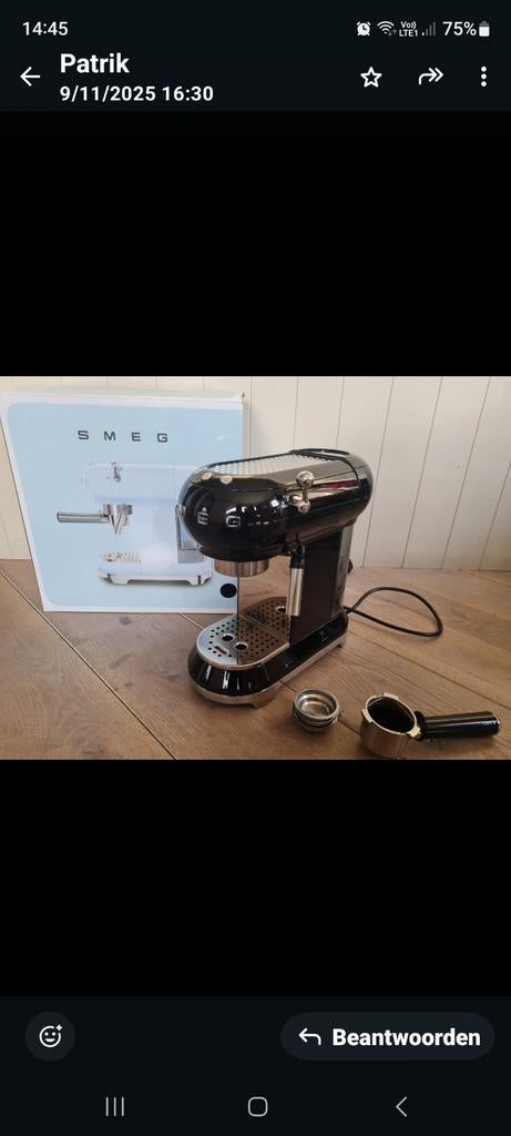 Smeg koffieapparaat, nieuw in doos . Nieuwprijs is 300 euro., Elektronische apparatuur, Juicers, Ophalen