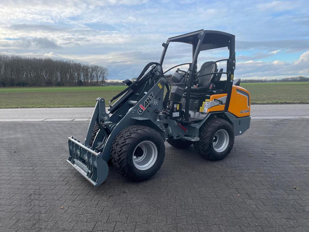 Giant G2700HD mini shovel loader, Zakelijke goederen, Ophalen