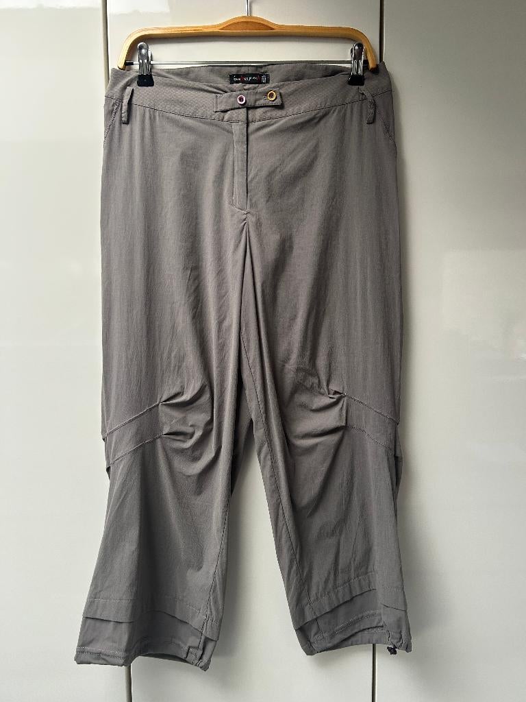 Pantacourt gris Femmes je vous M - Taille 44 *, Taille 42/44 (L), Trois-quarts, Gris, Enlèvement ou Envoi