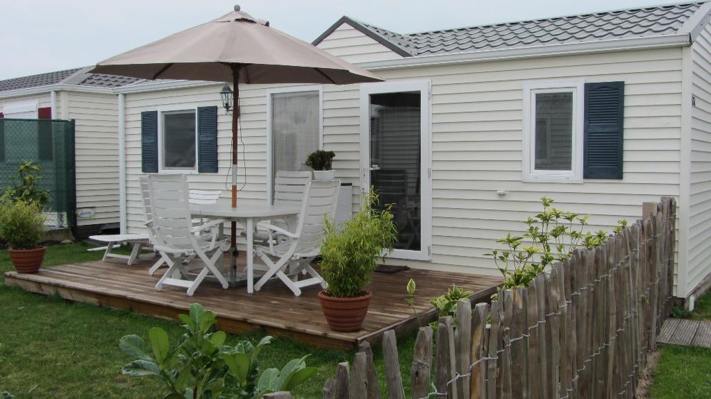 CHALET AAN ZEE TE HUUR, Vakantie, Campings, Recreatiepark, Aan zee, Huisdier toegestaan, Internet, Speeltuin, Tuin, Tv, Zwembad