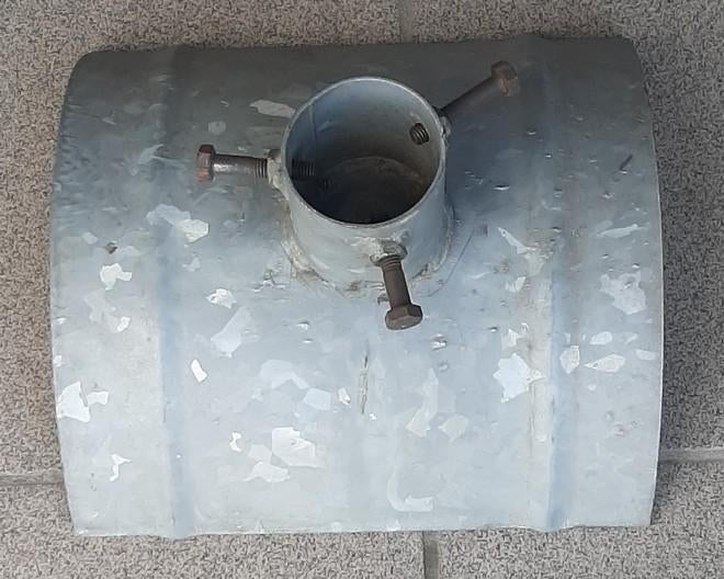 Gegalvaniseerde mastvoet voor daknok, Ophalen, Gebruikt, Mast