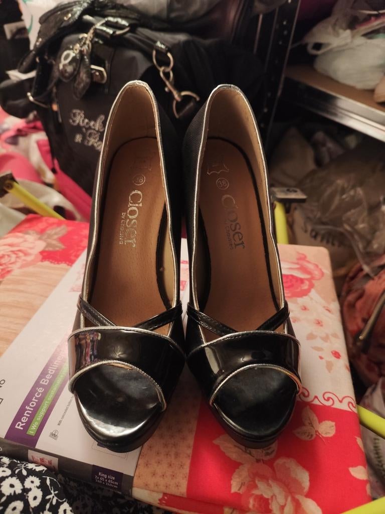 Nieuwe pompen 38, Ophalen of Verzenden, Nieuw, Pumps