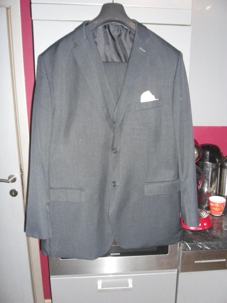 costume studio milano infroissable gris foncé, Vêtements | Hommes, Enlèvement ou Envoi, Comme neuf, Taille 56/58 (XL), Gris