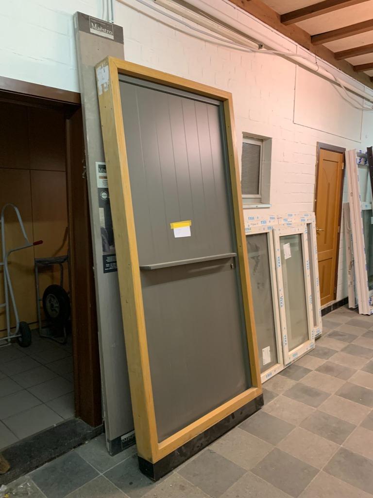 nieuwe voordeur hout /pvc 2200/1050 hoge kwaliteit  7039/wit, Doe-het-zelf en Bouw, Deuren en Vliegenramen, Nieuw, Buitendeur