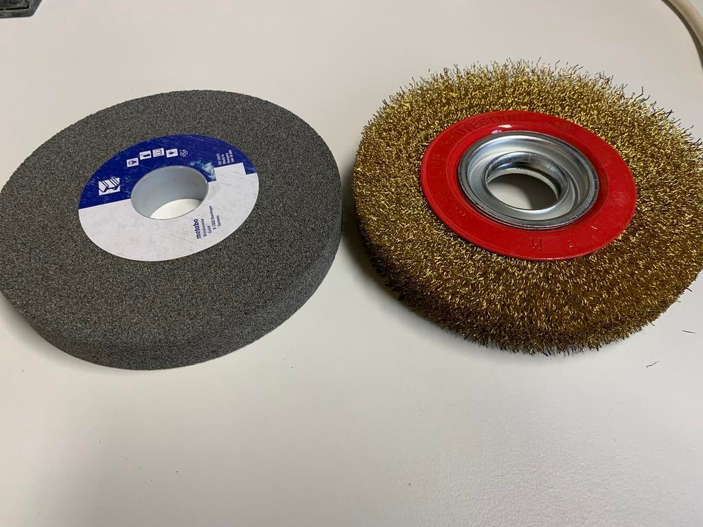Staalborstel en slijpsteen, Enlèvement, Comme neuf
