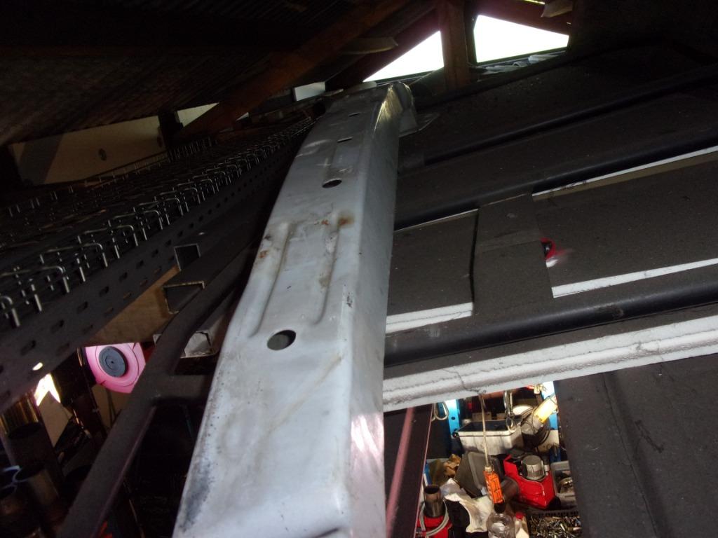 travers avant inférieure derrière par choc renault master 2, Ophalen, Gebruikt, Bumper, Renault