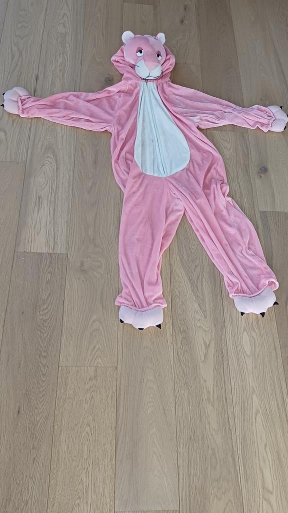 Pink panter verkleedkleding, Ophalen