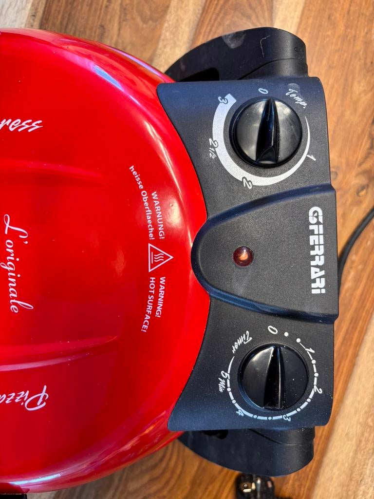 Four a pizza Ferrari G3 deliziosa, Enlèvement, Comme neuf