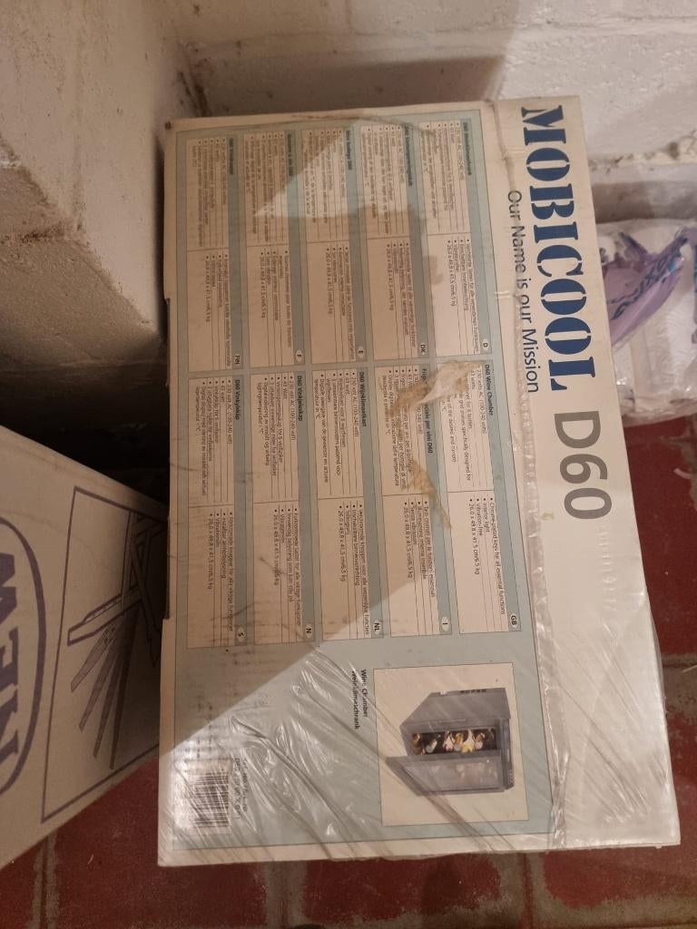 Wijnkoeler Mobicool D60 nieuw, Ophalen, Nieuw