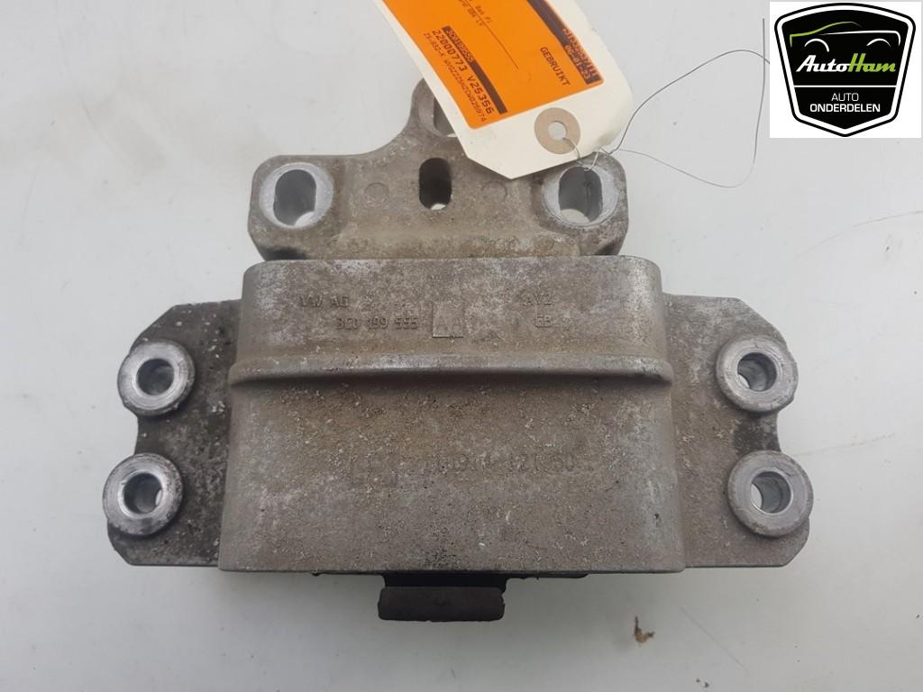 SUPPORT BOITE DE VITESSES Volkswagen Tiguan (5N1 / 2), Autos : Pièces & Accessoires, Utilisé, Volkswagen