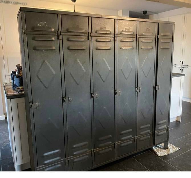 Lockerkast 6 deurs, Ophalen, Gebruikt