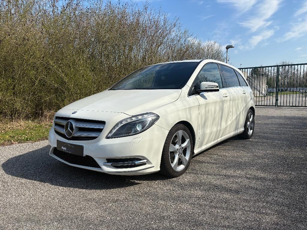 Mercedes B 180 CDI BE Urban sport - Garantie*Xenon*Caméra, Autos, Mercedes-Benz, Cruise Control, Euro 5, Achat, Entreprise