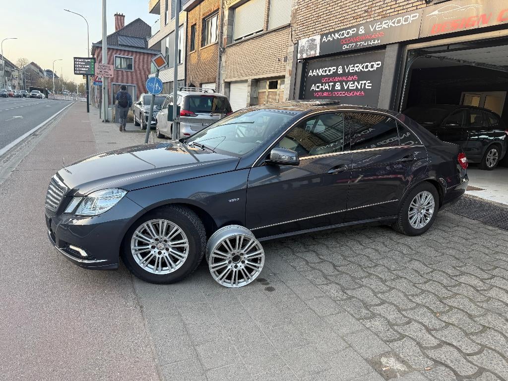 Mercedes E350CDI V6 3000cc 1e Hoofdweg 145.000 km, Auto's, Mercedes-Benz, Automaat, Euro 5, Zwart, Leder