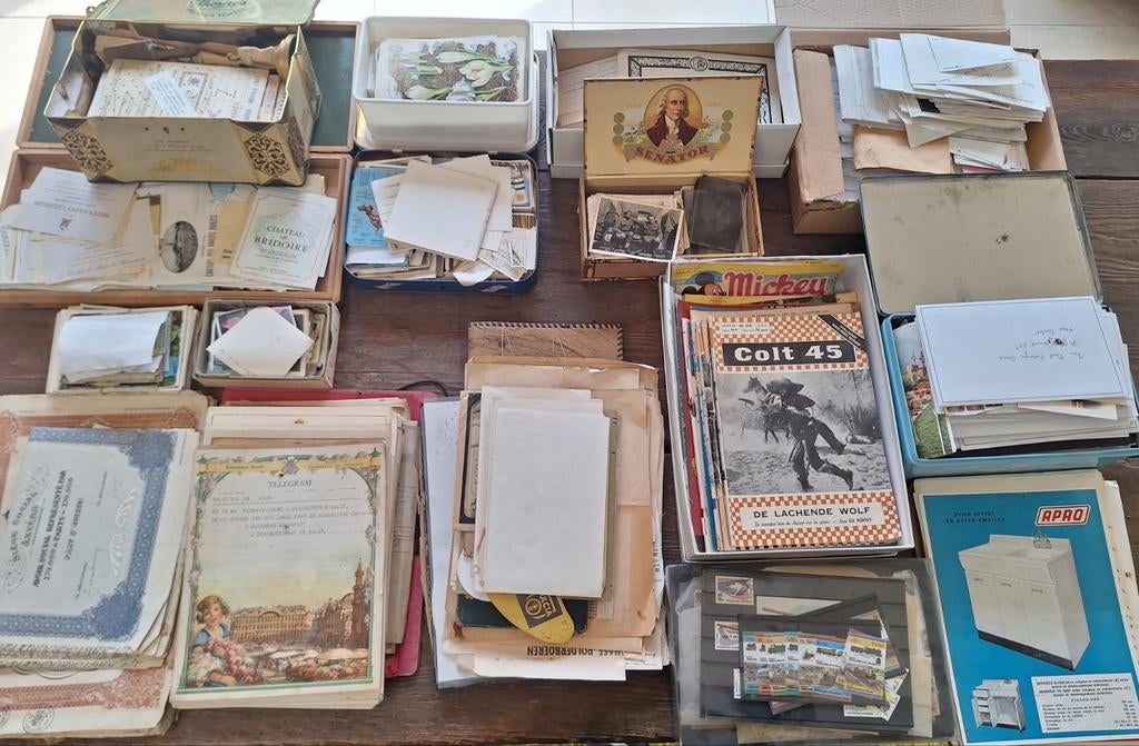 Documents anciens et anciens, documents, photos, Enlèvement ou Envoi