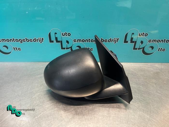 Buitenspiegel rechts van een Dodge Caliber, Gebruikt, -, -, Ophalen of Verzenden