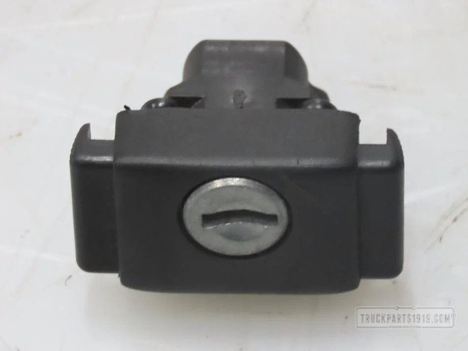 DAF 0389537 |  Opbergkastslot bovenkast, Ophalen, Gebruikt