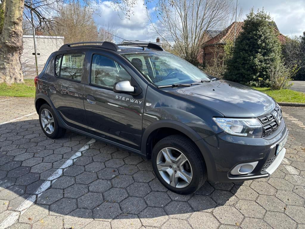 Zeer mooie Dacia Sandero Stepway 2018 top staat met garantie, Auto's, Dacia, Voorwielaandrijving, Stof, 107 g/km, Bedrijf