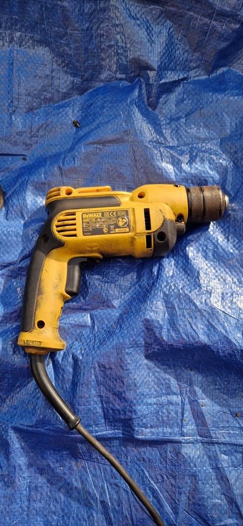 Perceuse Filaire Professionnelle DeWalt DWD112S - 701W, Enlèvement