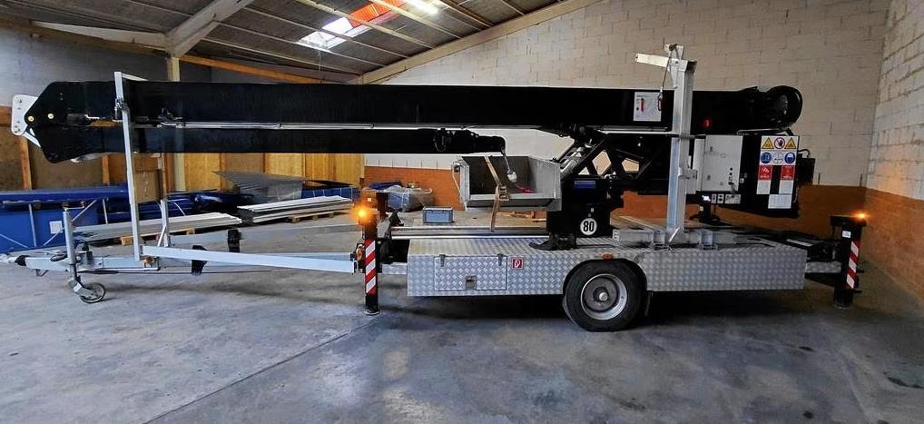 Occasion : grue sur remorque en aluminium AMAK 35.3 en 2022, Enlèvement