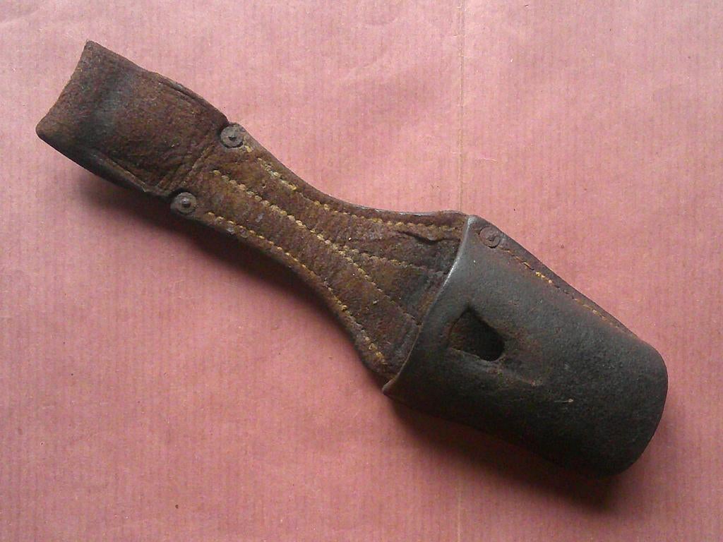 Gousset allemand cuir règlementaire de la baïonnette 1898/05, Collections, Envoi, Armée de terre, Couteau ou Poignard