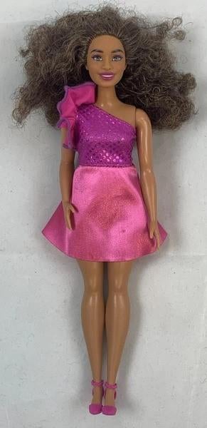 Barbie Fashionistas 225 Dream Date Pop Krullend Haar 2024, Verzamelen, Verzenden, Zo goed als nieuw, Fashion Doll