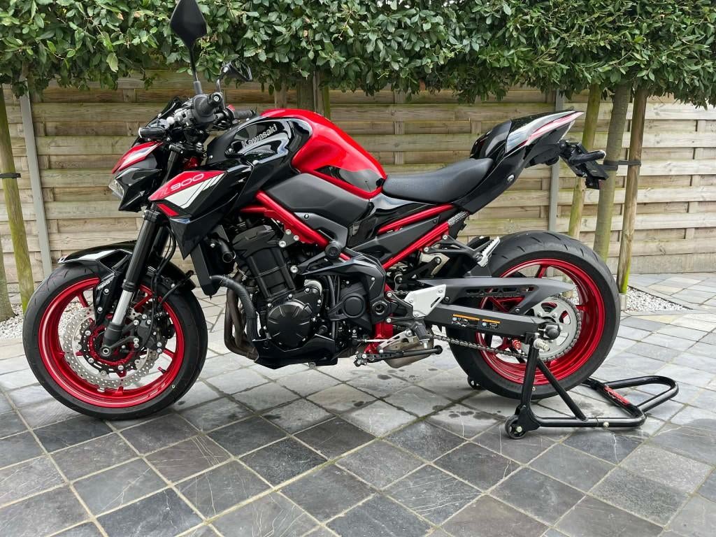 Kawasaki z900 7/2024 ** 2900KM ** als nieuw !! **, Motoren, Traction Control, 4 cilinders, Motorrijbewijs A, 948 cc