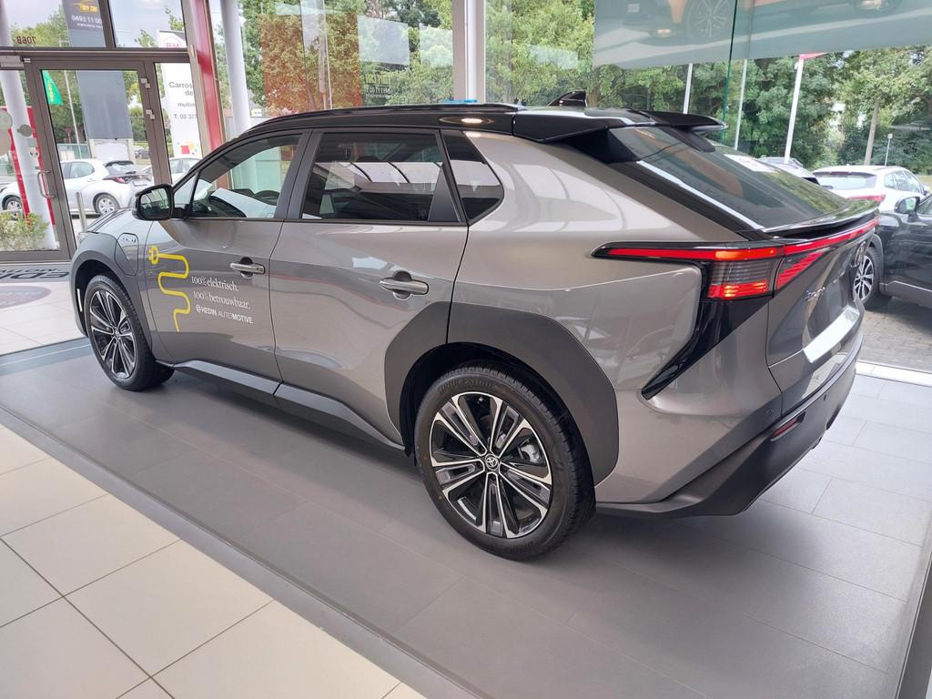 Toyota Bz4x 71.4 kWh 2WD Style (automatique), Autos, Toyota, Neuf, Argent ou Gris, 750 kg, 5 portes