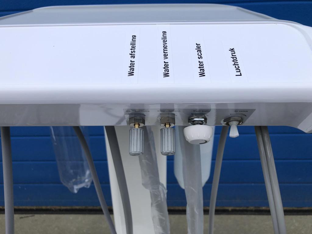 Nieuwe dental unit scaler curing light 3 weg spuit, Niet ingevuld, Niet ingevuld, Nieuw, Ophalen of Verzenden